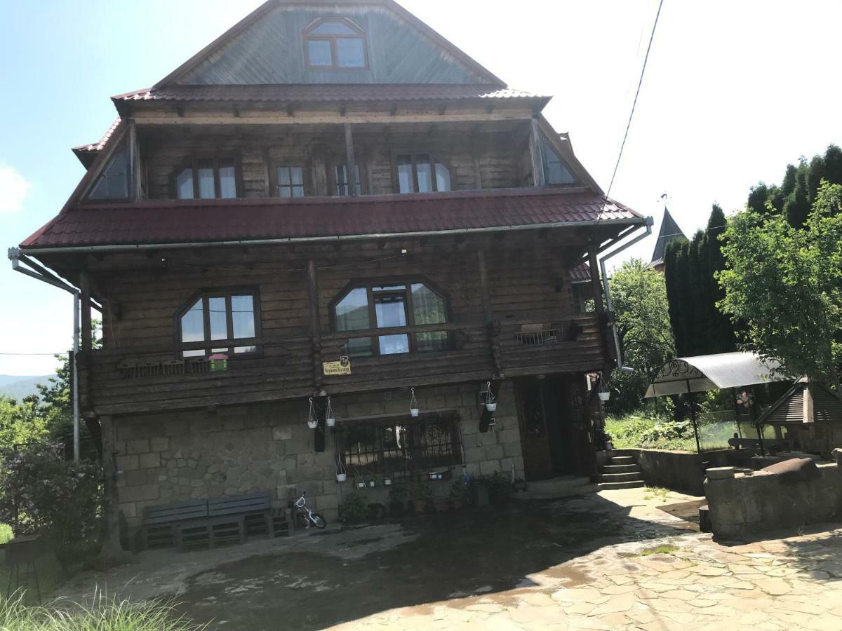 Садиба Червона калина Private estate Chervona Kalyna Яремча Экстерьер фото